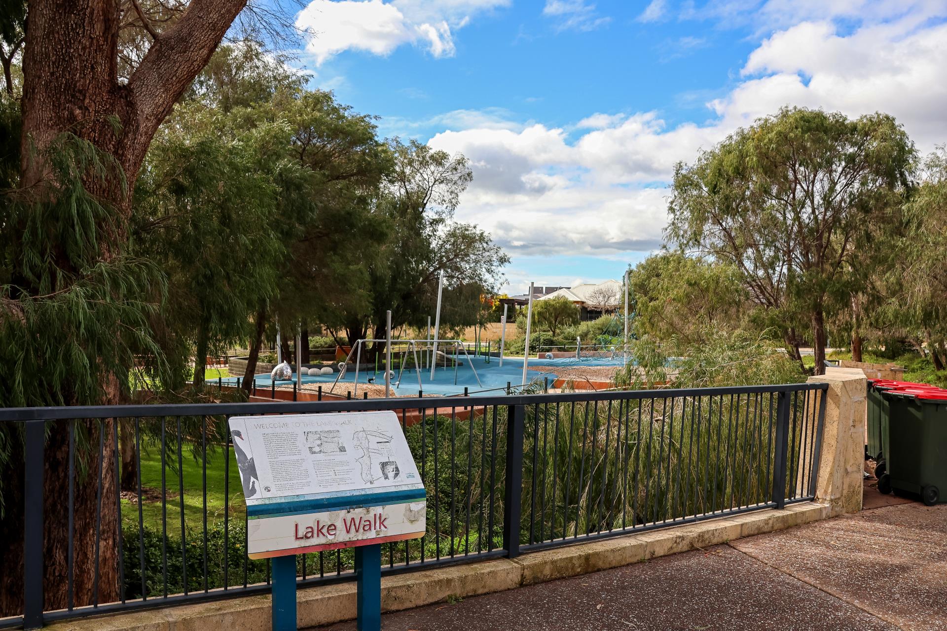 Lakes walk trail