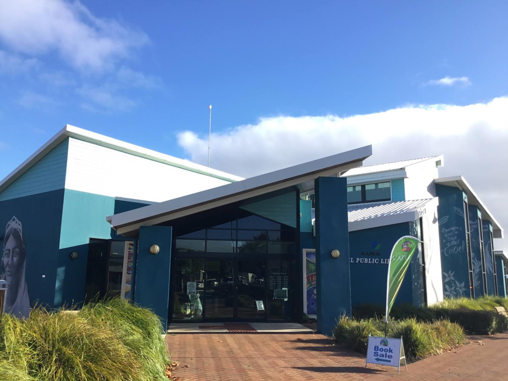 Outside photo of Capel Library 